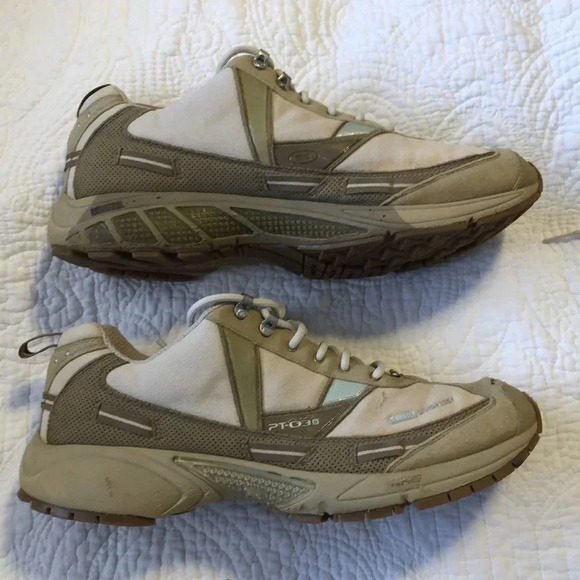 UK Gear PT-03 hot terrain running shoe with free gators and spare laces - Picture 1 of 13